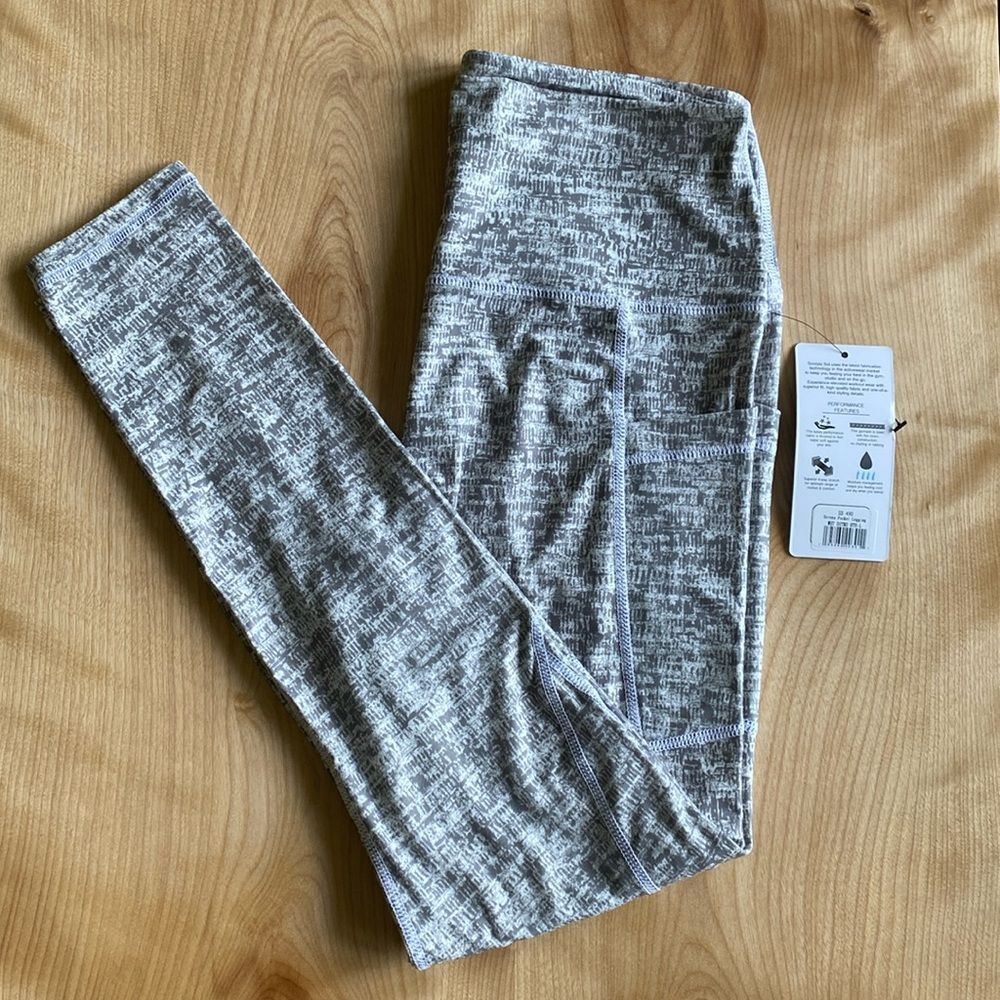 Performance Leggings with Side Pockets